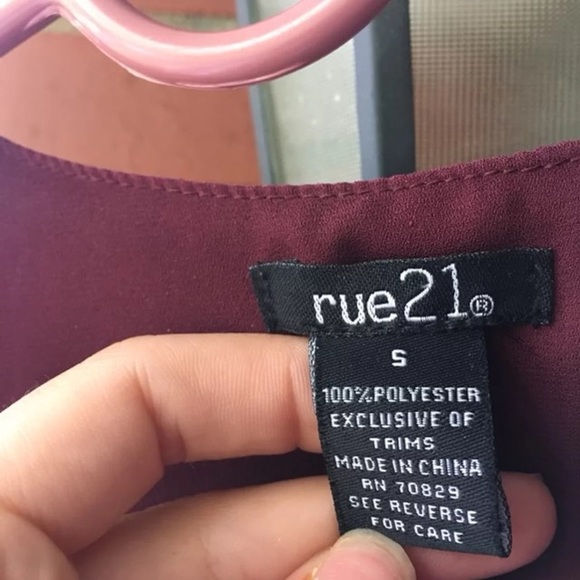 Long sleeve burgandy top - Picture 3 of 6